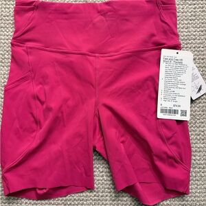 Lululemon Fast and Free HR 6” shorts with 5 pockets. NWT